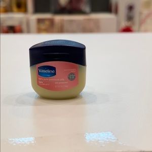 Zuru 5 Surprise: Mini Brands (Baby Vaseline)
